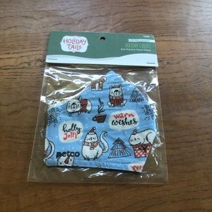 Holiday cheer face mask